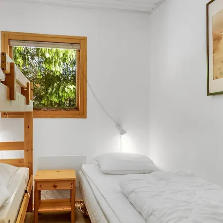 Anine - 200m To The Fjord By Interhome Nyaraló